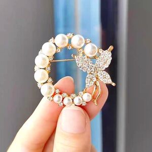pearl gold butterfly brooch
